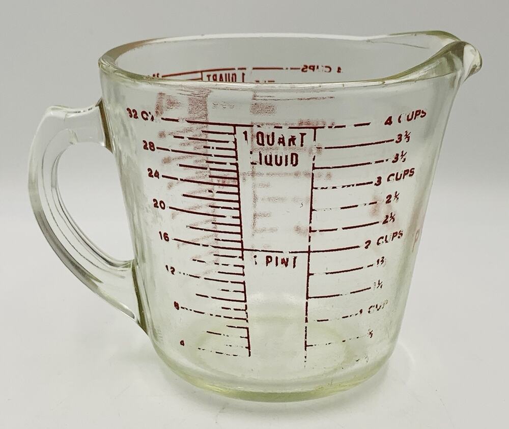 Vintage Pyrex 4 Cup D-Handle Measuring Cup # 532 Red Lettering 1 Quart-Liquid